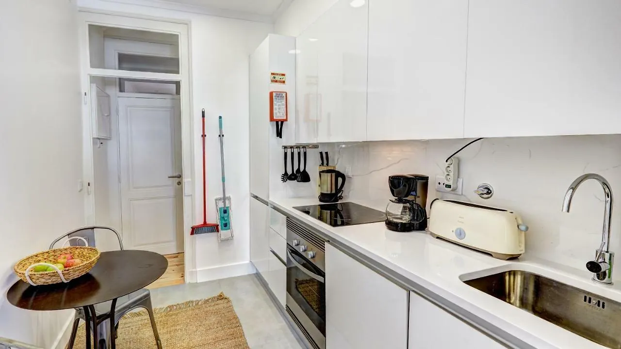 Lisbon Downtown Lovers Apartments: Costa Do Castelo Apartment