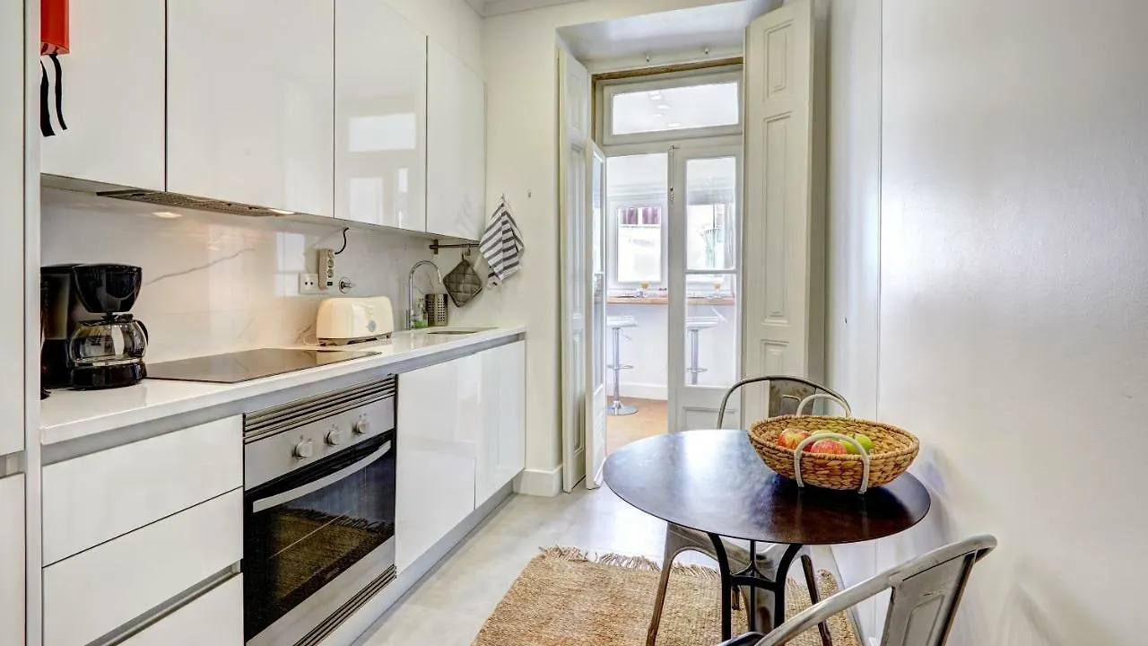 Lisbon Downtown Lovers Apartments: Costa Do Castelo Portugal