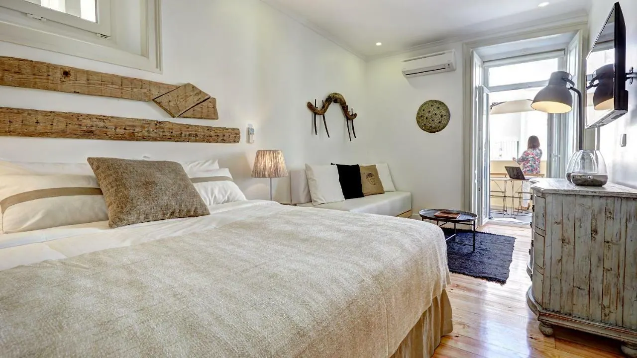 Lisbon Downtown Lovers Apartments: Costa Do Castelo Apartment